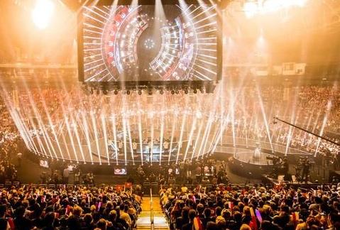 奉献了一场 奉献了一场